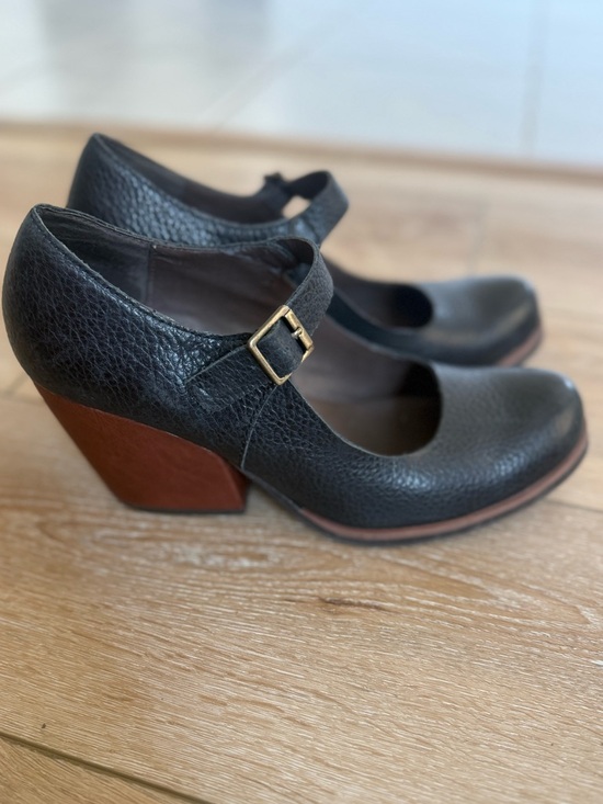 Kork-Ease Shoes - KORK-EASE BROWN LEATHER MARY JANES 9!